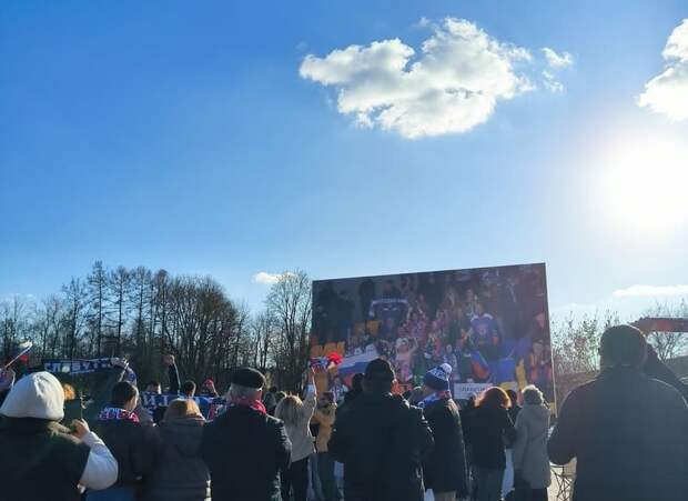 Матчи "Славутича" не покажут на большом экране в смоленском сквере