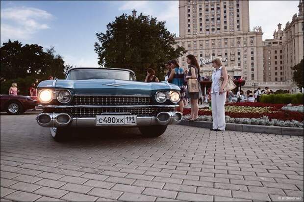 В Москве прошло ралли Ночная Москва 2010 (56 фото)