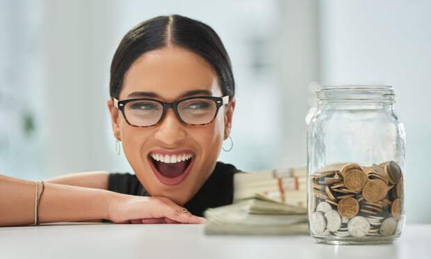 Ритуалы на привлечение денег: 10 странных советов из Сети и одна техника от психолога