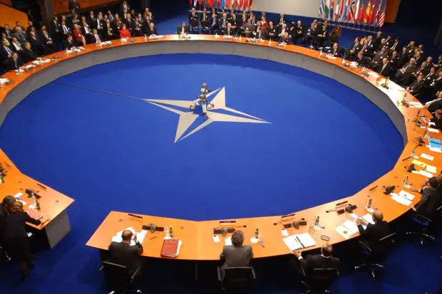 Песков: любое расширение НАТО не несет безопасности и стабильности