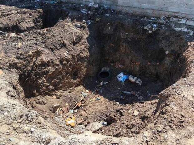 Во время строительства Западной трамвайной ветки в Краснодаре нашли подвалы глубиной в 3 метра