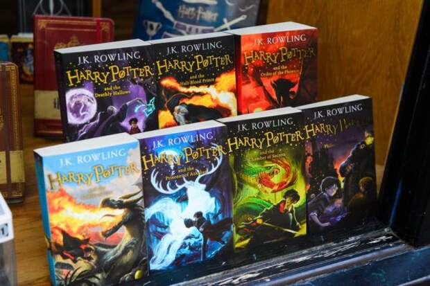 10 самых популярных книг в мировой истории - если не считать Библию и Коран