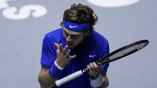 Рублёв вылечился от коронавируса перед Australian Open