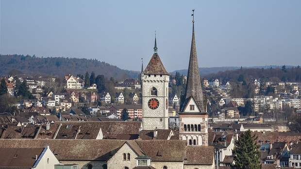 Второй по величине в Швейцарии банк может слиться с лидером рынка UBS Group