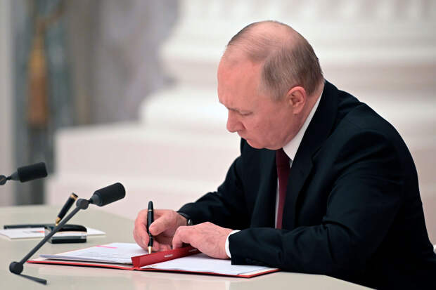Путин разрешил таможенникам уничтожать БПЛА в воздухе, в воде и на земле