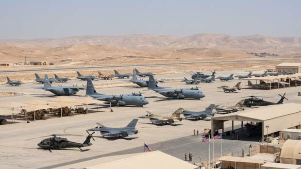 NYT: десятки самолётов США заметили на военной базе в Иордании