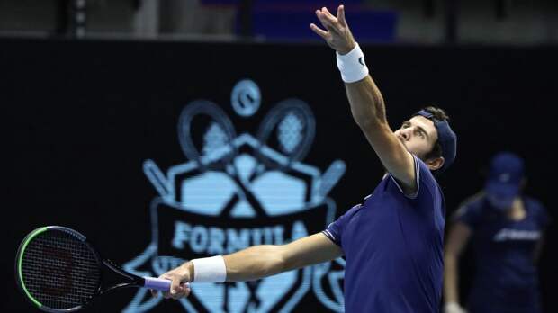 Российский теннисист Хачанов потерпел поражение на старте турнира в Цинциннати