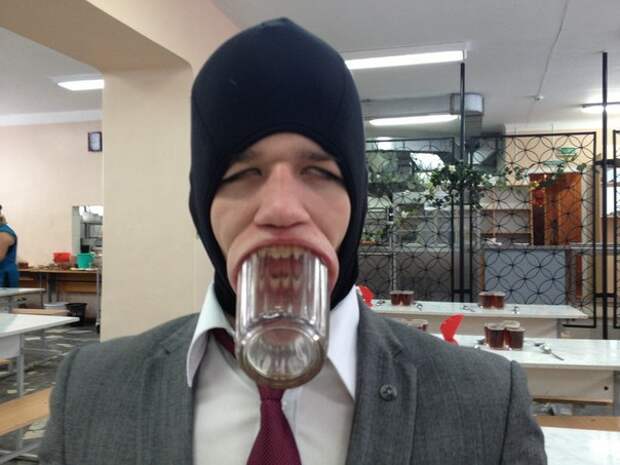 CLgIkzR