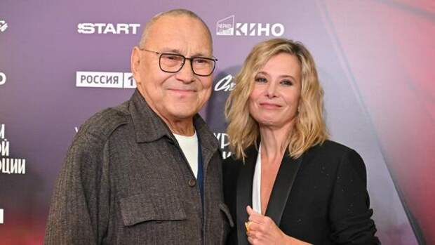 Раскрывшая правду о приемной дочке Высоцкая показала идиллию в доме