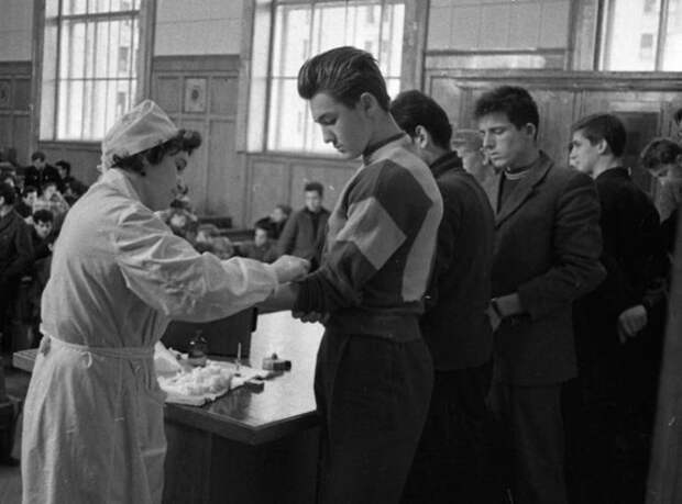 Как СССР создал лучшую в мире санитарно-эпидемиологическую службу