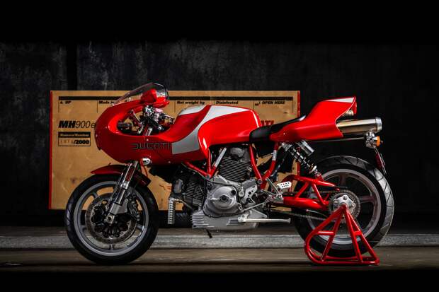 Редкий Ducati MH900e 2002 года с заводской упаковкой