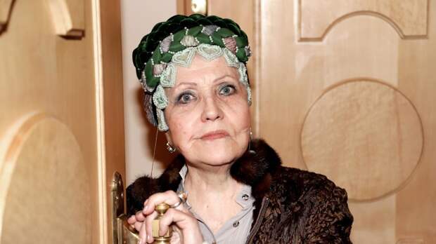 112: певицу Ненашеву госпитализировали с нестабильной стенокардией