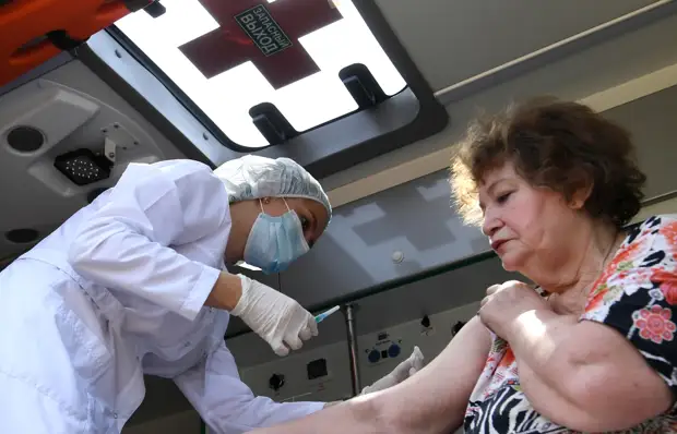 «Пришла новая мутация»: Собянин сообщил о более агрессивном штамме коронавируса в Москве