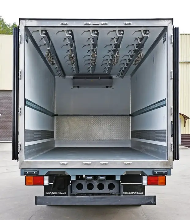 Самая необычная спецтехника: от тушевоза до разрушителя