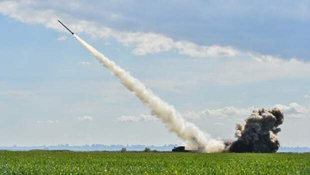 Украинские военные провели испытания новой украинской высокоточной управляемой боевой ракеты. Архивное фото