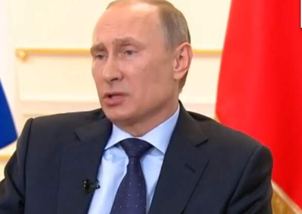 Владимир Путин во время пресс-конференции о ситуации на Украине