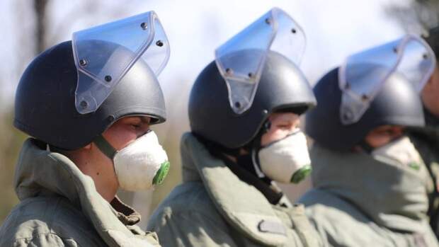 Военные инженеры расчищают русла рек в Башкирии для защиты населенных пунктов от паводка