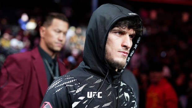 Евлоев — о бое с Царукяном: популярный боец, было бы интересно