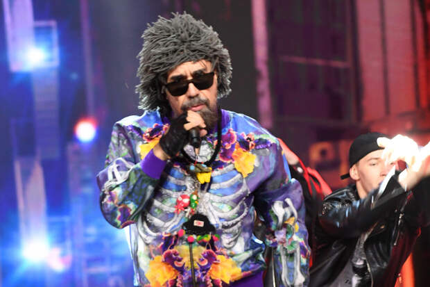 SHOT: певец Богдан Титомир накопил налоговую задолженность в 900 тыс. рублей