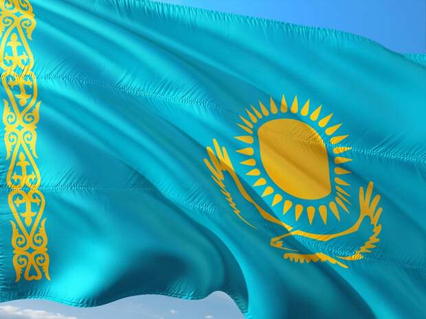 Власти Казахстана рассмотрят вопрос о запрете пропаганды ЛГБТ*