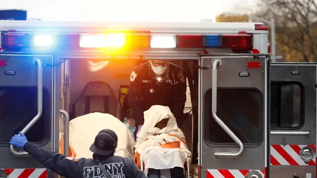 В США за сутки от коронавируса умерли более 3100 человек