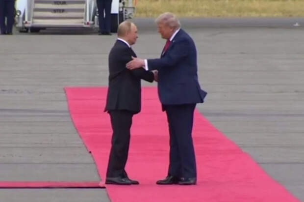 Corriere della Sera назвала саммит на Аляске одним из главных событий года