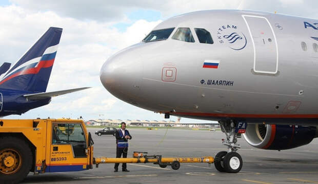 Над небом Китая смогут летать только российские самолеты Sukhoi Superjet