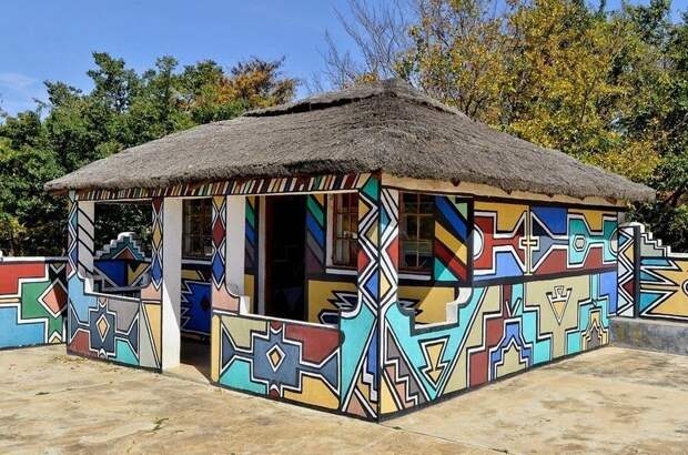 Причудливая расцветка домов Ндебелес Ндебелес, живопись, хижина, южная африка