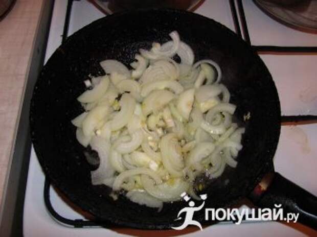 Хек тушенный с овощами