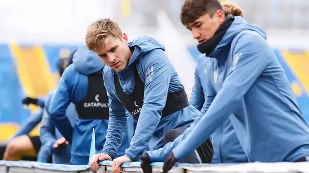 «Надеялись на удачный рестарт, но жизнь вносит свои коррективы»: у шести футболистов «Ростова» обнаружен коронавирус