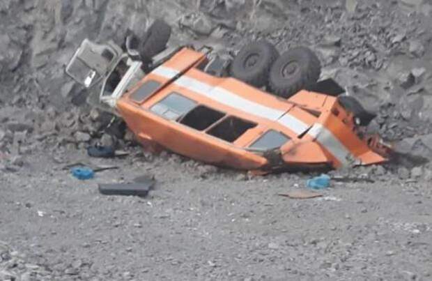 В Кузбассе погибли 6 шахтеров, упав с обрыва