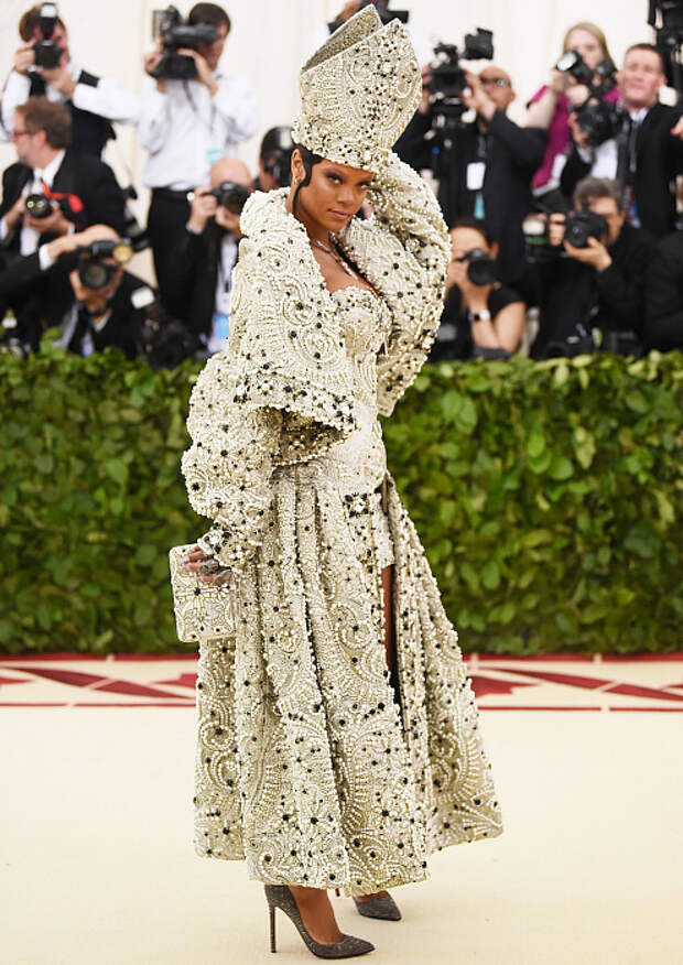 ✨ 4 увлекательных факта о самом модном событии года – Met Gala