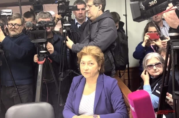 Адвокат Лурье назвала предложенное Долиной мировое соглашение «кабальным»