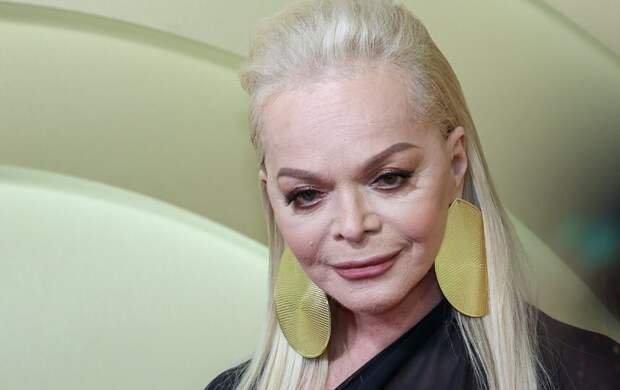 Лариса Долина подала иск на 176 млн руб. к мошенникам, оставивших её без квартиры в Хамовниках