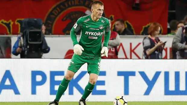 Голкипер «Спартака» Ребров может пропустить остаток сезона из-за травмы плеча