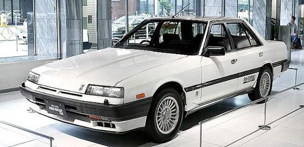 Эволюция Nissan Skyline (26 фото + видео) Эволюция Nissan Skyline (26 фото + видео)