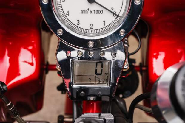 Редкий Ducati MH900e 2002 года с заводской упаковкой
