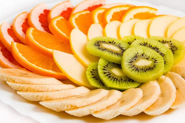 Два киви перед сном: врачи назвали продукт, помогающий при хроническом стрессе