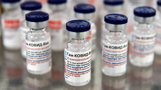 Россия потребовала Словакию вернуть партию вакцины "Спутник V"