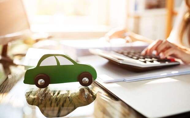 Названы самые дешевые кроссоверы российских брендов