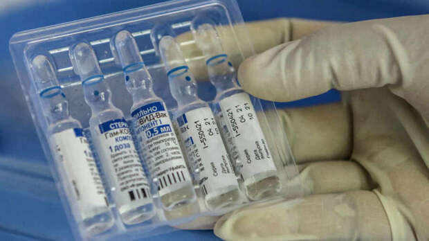 Центр Гамалеи направил документы на постоянную регистрацию вакцины "Спутник V"