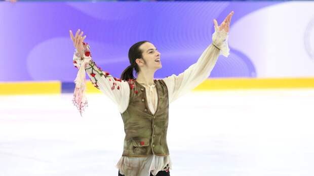 Болельщики Гуменника запустили хештег в его поддержку после новости о замене КП