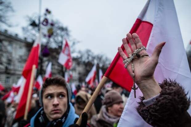 Протесты сельхозпроизводителей начались в Польше Протесты сельхозпроизводителей начались в Польше