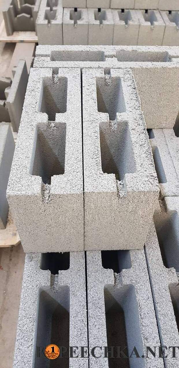 Полублок (камень стеновой перегородочный) 390 Х 120 Х 188 в Донецке - 79 руб