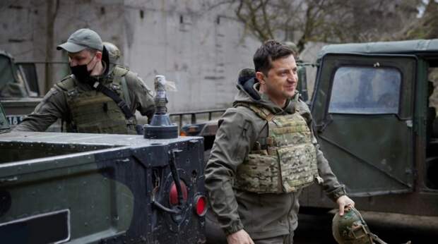Зачем Россия перебрасывает войска к границам Украины?