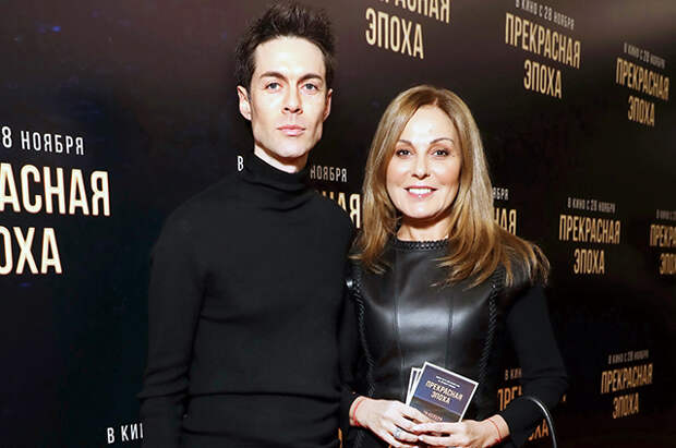 Сати Спивакова, Ирина Апексимова, Светлана Камынина и другие на премьере фильма "Прекрасная эпоха"