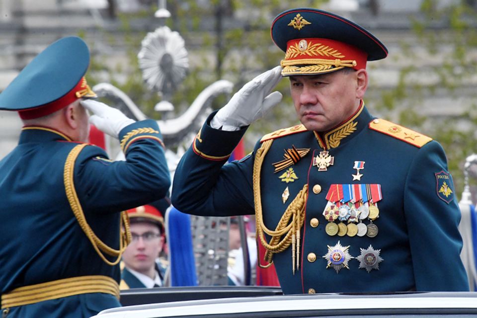 Давно ни для кого не секрет, что нынешний министр обороны наряду со смелыми реформаторскими новациями бережно относится и к военной истории