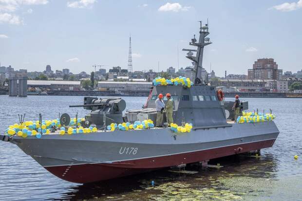 Киев захлёбывается от восторга: "Это будет мощый удар по Черноморскому флоту!"