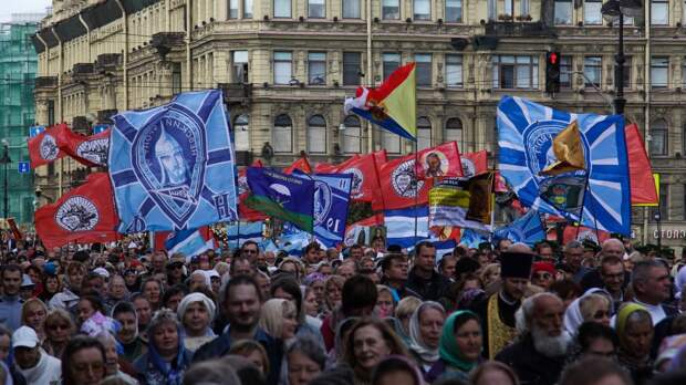 С молитвой покровителю: крестный ход в Петербурге в память о Святом Александре Невском. ФАН-ТВ
