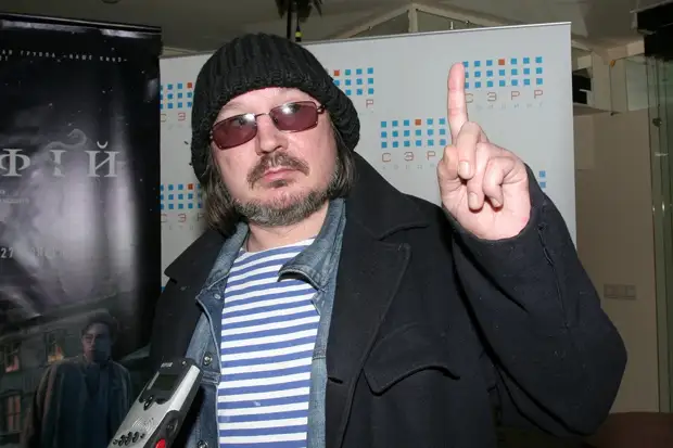 Любимой одеждой Балабанова была тельняшка, которую он носил на флоте. Фото: Олег ДЬЯЧЕНКО/ИТАР-ТАСС